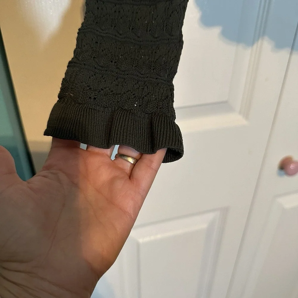 Zara Knit Top with Ruffles Women's‎ Size Small Long Sleeve
